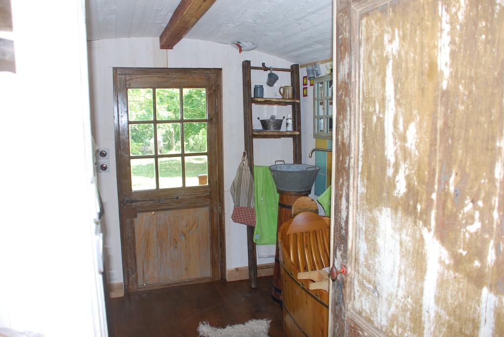 Maison D'Hotes Ainsi Soie T-Il Combovin Exterior foto