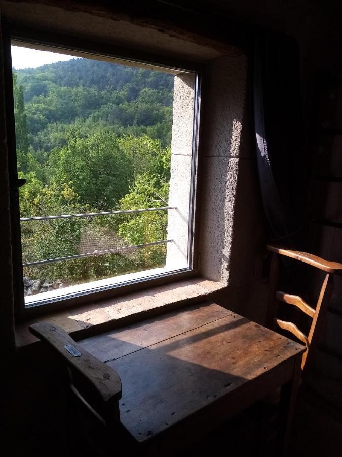 Maison D'Hotes Ainsi Soie T-Il Combovin Exterior foto
